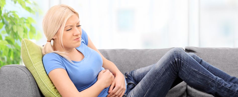 Völlegefühl nach dem Essen: Diese 5 Hausmittel helfen