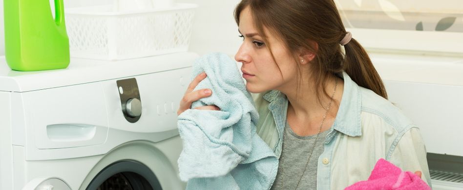Waschmaschine stinkt: 6 einfache Tipps gegen den modrigen Geruch