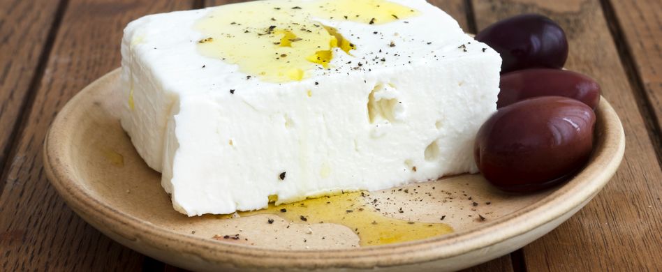 Wie gesund ist Feta? 3 Fakten rund um den leckeren Schafskäse