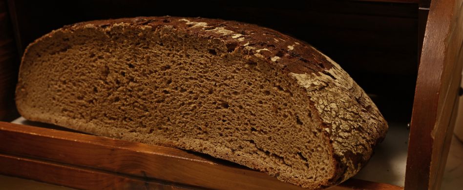 Wohin mit Brot? Brot richtig lagern, damit es lange frisch bleibt