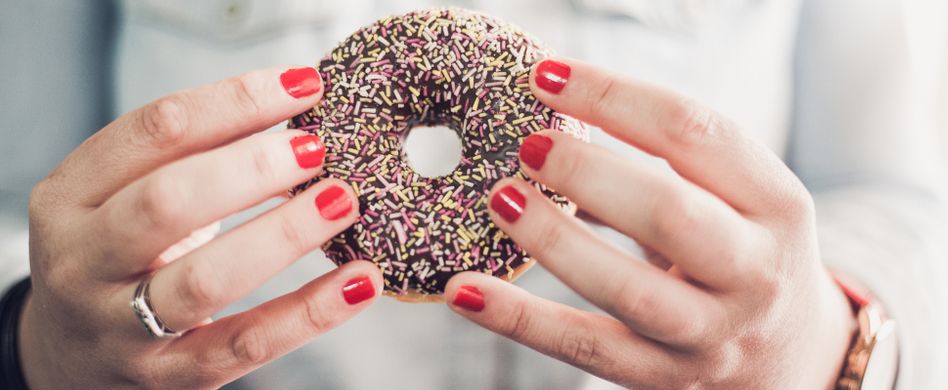 Zuckerfrei ernähren: 4 Tipps, damit es funktioniert