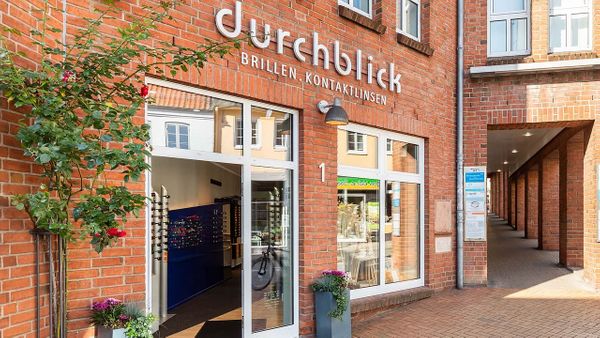 optiker-in-flensburg-ihr-experte-fuer-brillen-kontaktlinsen-und-augengesundheit-bild-2