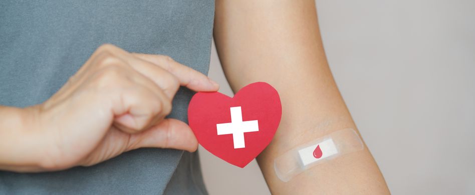 Blut spenden: Ablauf, Häufigkeit und weitere Tipps