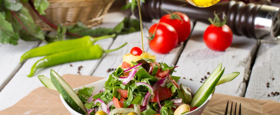 Die besten Öle und Fette für Salate