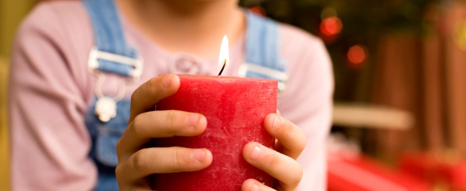 Kinder und Kerzen: Sicher in der dunklen Jahreszeit