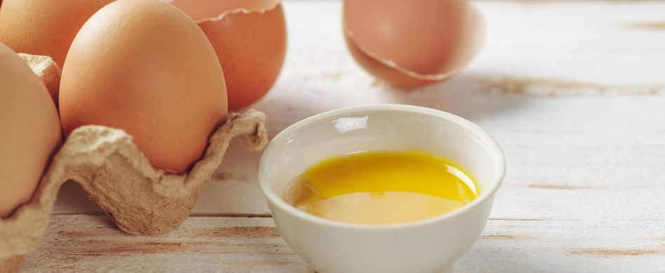 Lebensmittelhygiene: Der richtige Umgang mit rohen Eiern und Geflügel