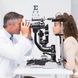 Sehtest beim Optiker oder Augenarzt?