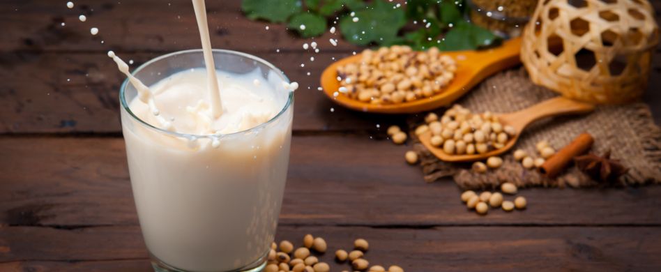 Sojamilch und Co: Wie gesund sind Milch-Alternativen?