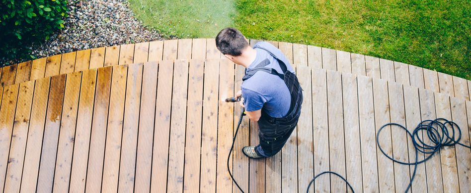 Terrassenpflege – So machen Sie Ihre Terrasse fit für den Sommer