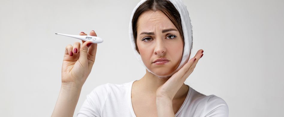 Warum Zahnschmerzen bei Erkältung? Was Schnupfen mit Zahnweh zu tun hat
