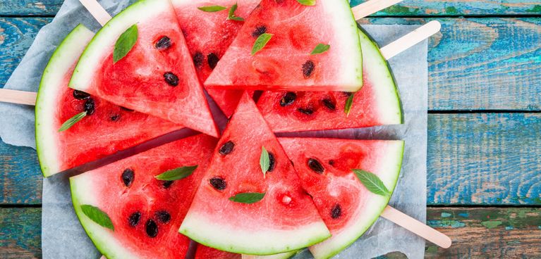 Melonen: Kalorien, Arten und Co. → Lesen Sie 5 Fakten zum Sommerobst